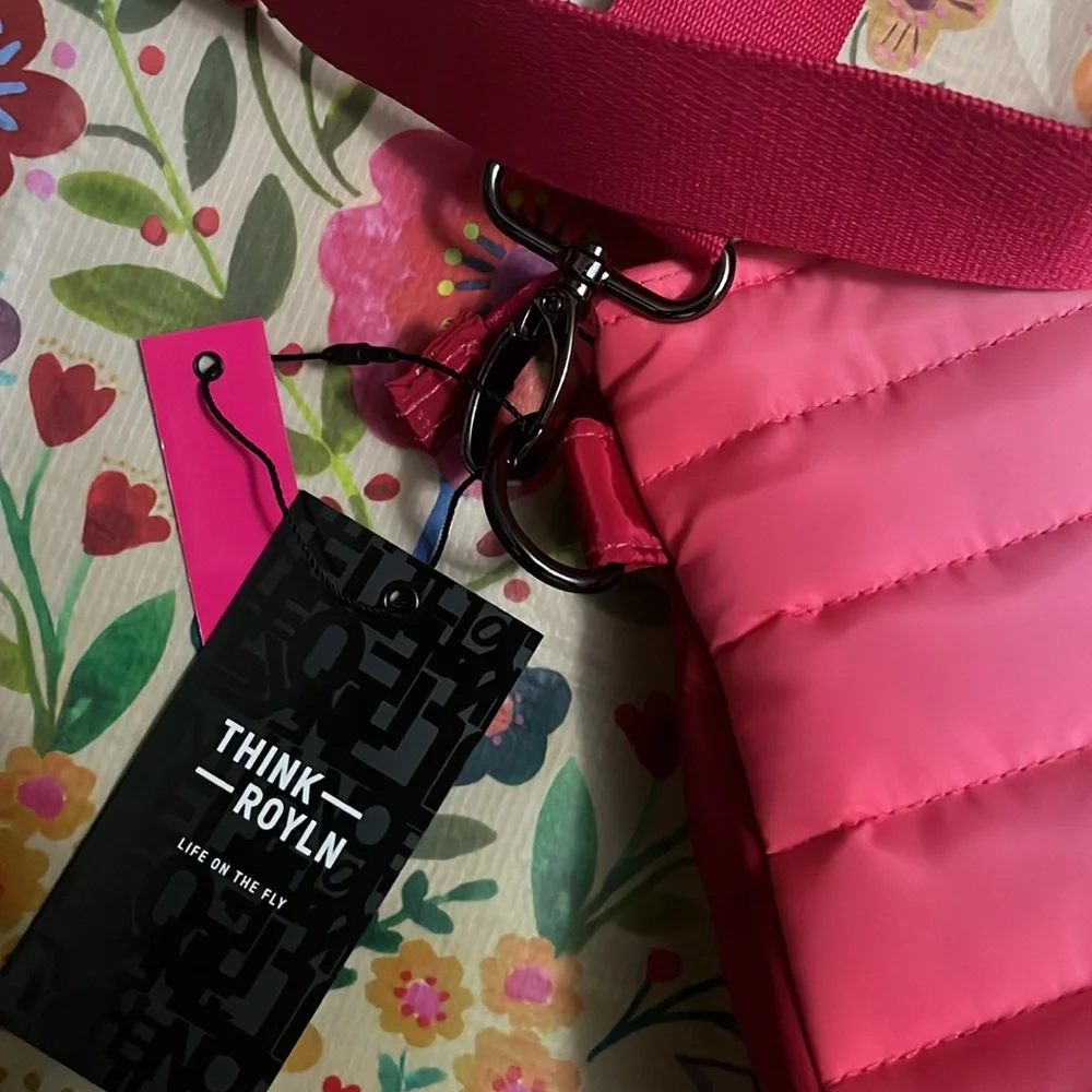 👛🌹• ♥️ Think Rolyn x Pretty n’ Pink Vibes ♥️•👛🌹